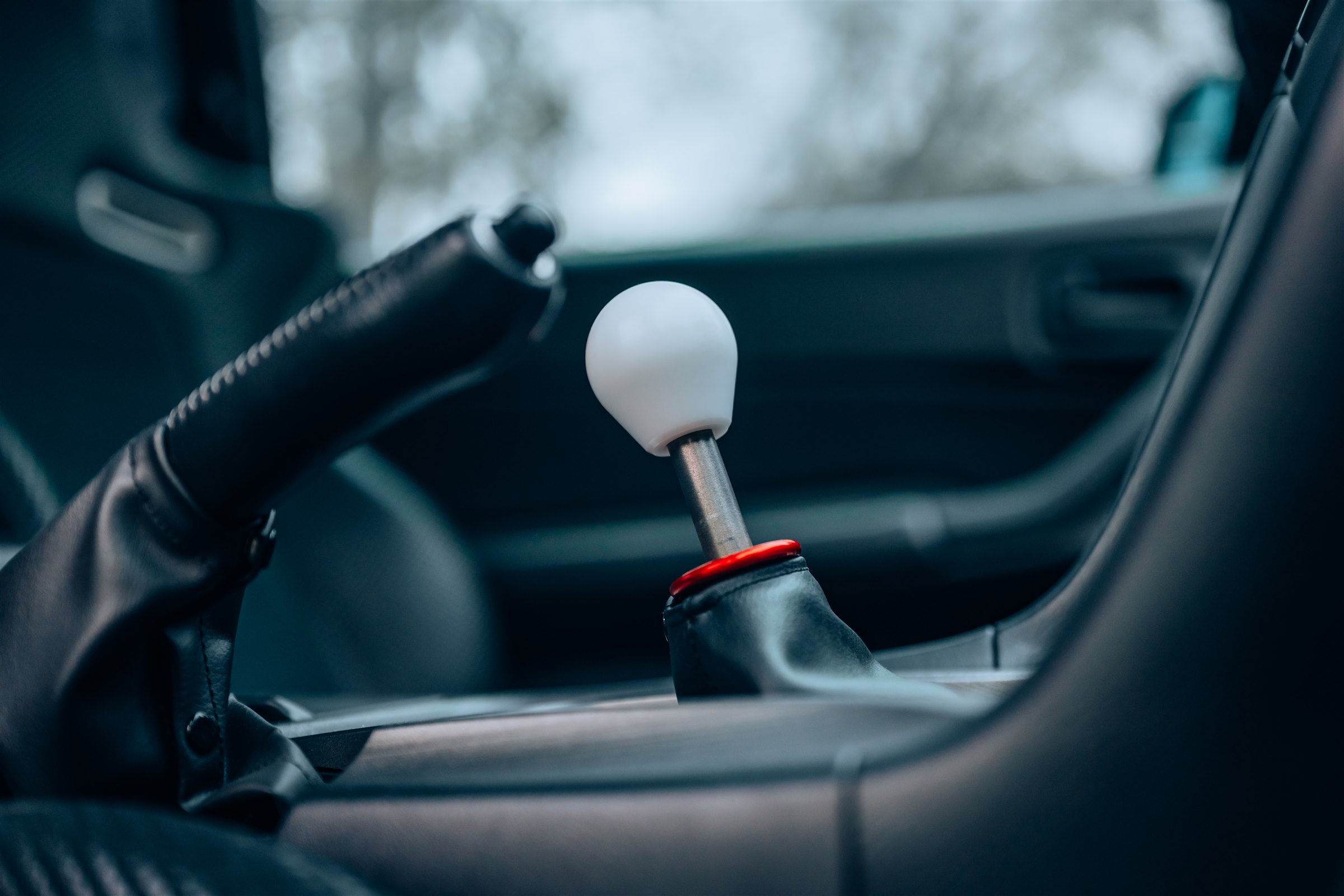 Garage Saurus R34 shifter